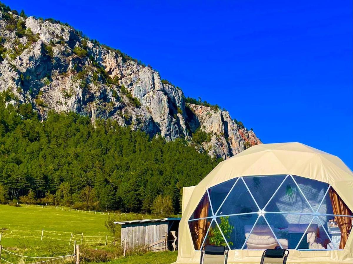 Готель Glamping Hohe Wand - Zelt Mit Sternenfenster Und Whirlpool Maiersdorf Екстер'єр фото