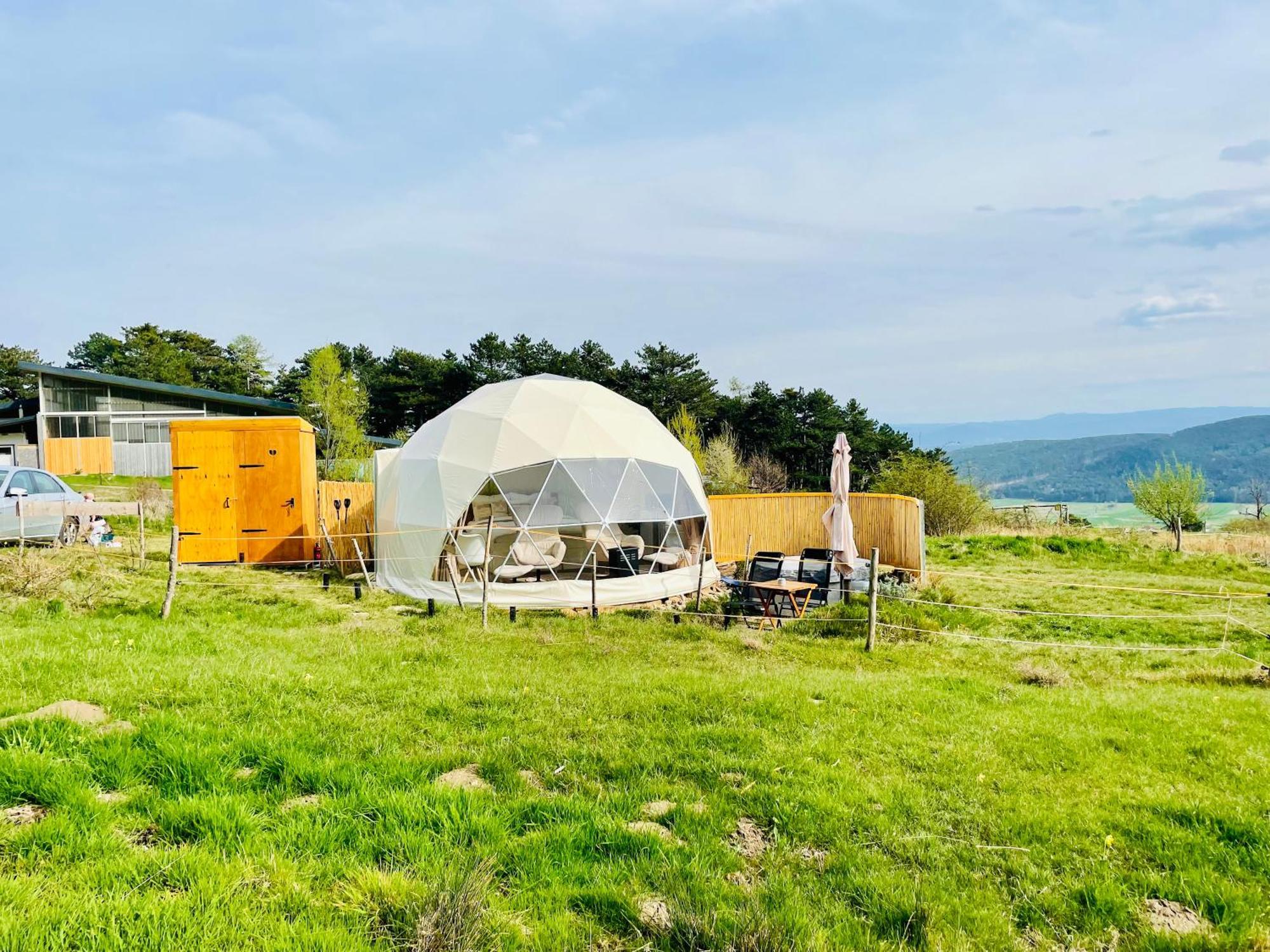 Готель Glamping Hohe Wand - Zelt Mit Sternenfenster Und Whirlpool Maiersdorf Екстер'єр фото